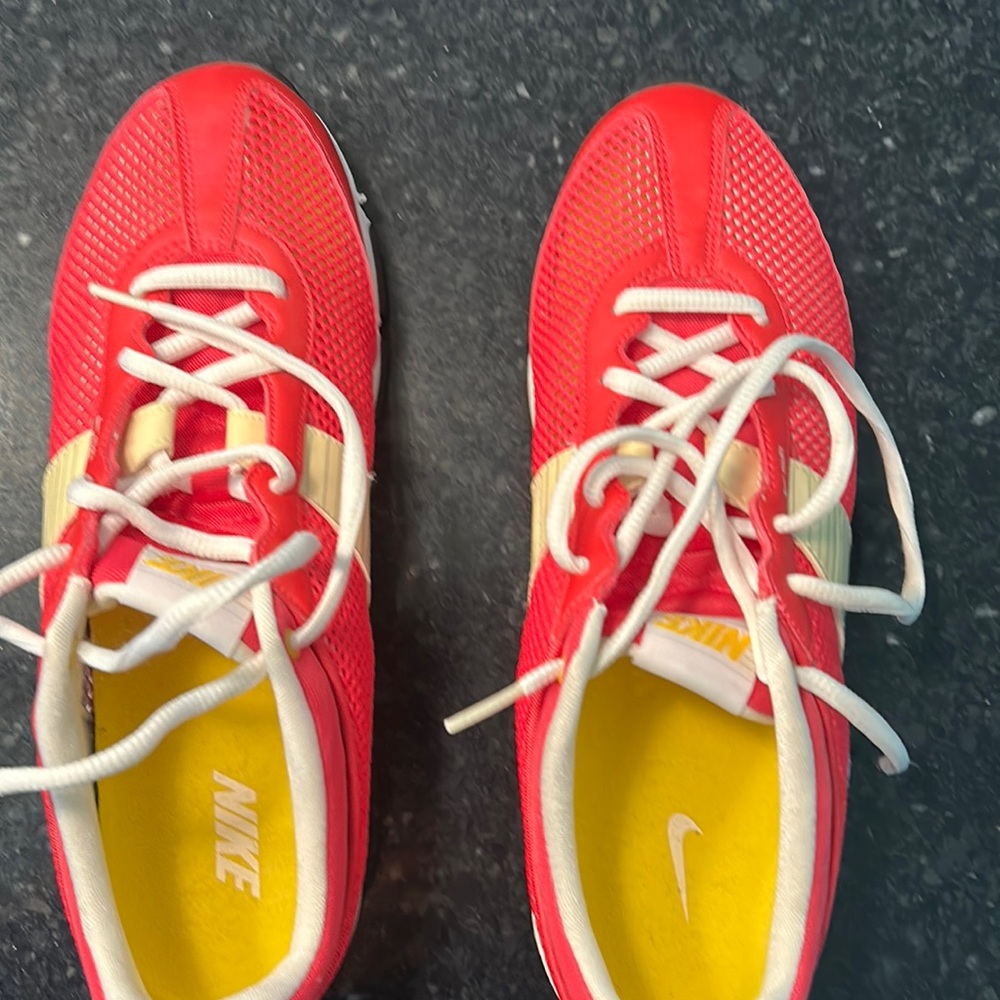 Nike women’s sneakers size 10